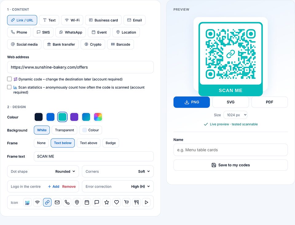 بنائیں صفحہ: ویب پتا درج، رنگ ٹیل، SCAN ME کے ساتھ “نیچے متن” فریم اور درمیان میں لنک کی علامت؛ دائیں جانب PNG، SVG اور PDF ڈاؤن لوڈ بٹنوں کے ساتھ پیش نظارہ۔